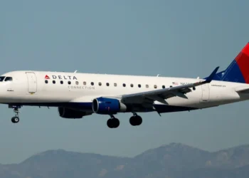 Stop using your free travel privileges while you’re out sick, union tells Delta Connection flight attendants