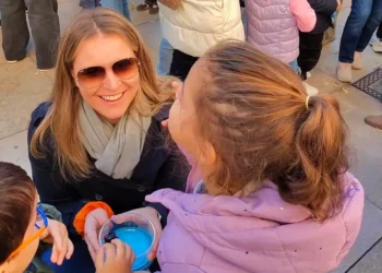 My family moved from the US to Spain. The transition wasn’t easy — here are 5 pros and cons of raising children abroad.