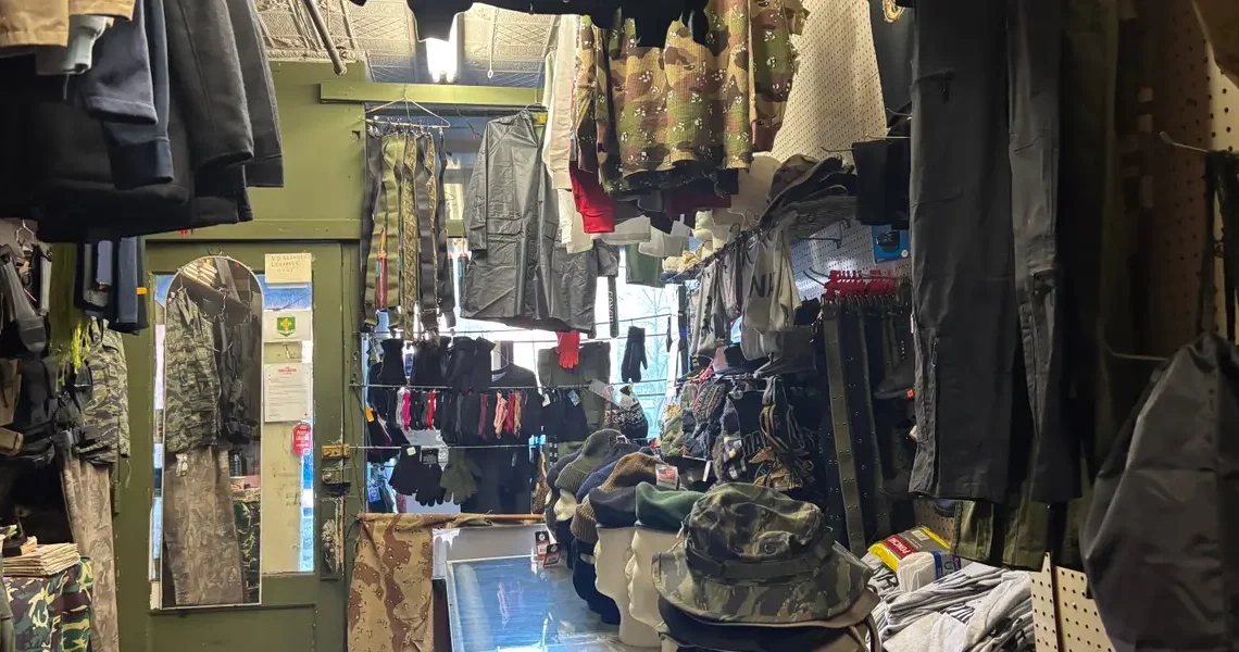 New York lawmakers want to give your favorite dive bar a rent freeze