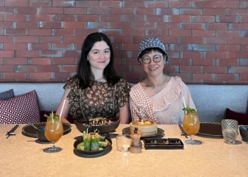 I didn’t learn ‘Chinamaxxing’ on TikTok — my Chinese mom taught me. Here are 4 habits I still swear by.