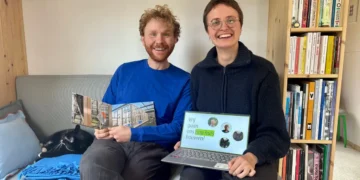 We’re a couple in our 30s who dreamed of building a tiny home. My parents had concerns, so we made a pitch deck to convince them.