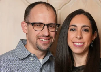 I swore I’d never move back to my hometown. When I became a mom, I changed my mind so I could be close to my parents.