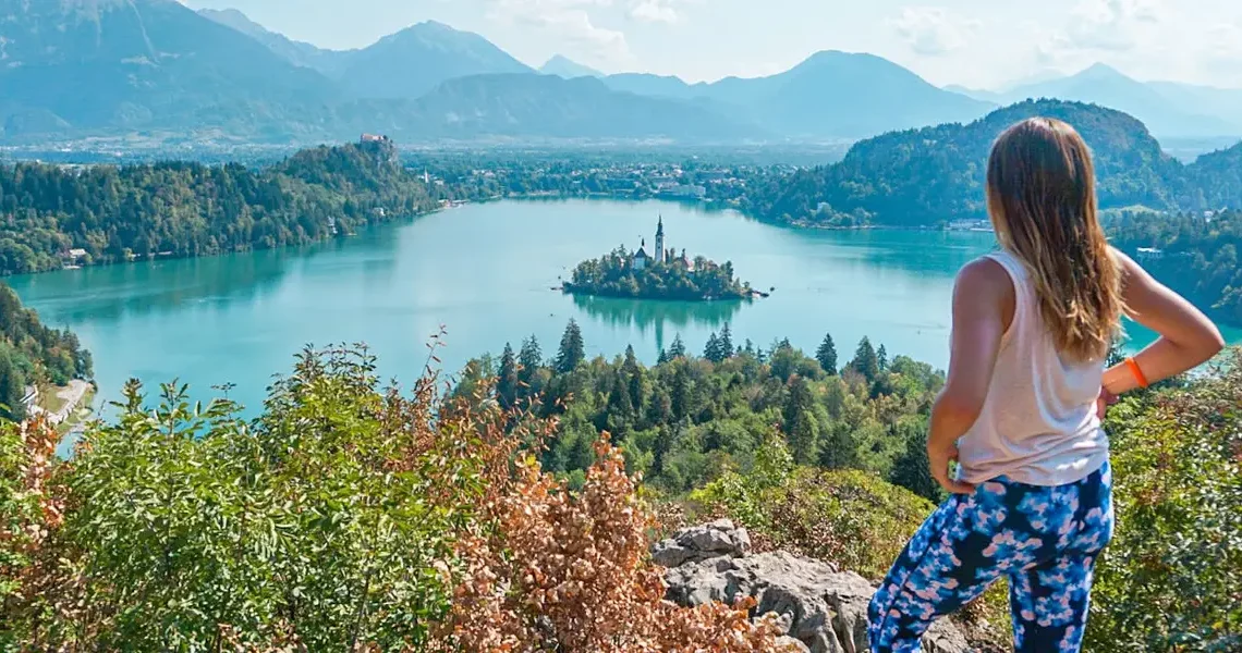 I spent a year backpacking around the world by myself. Struggling with loneliness taught me lessons I didn’t expect.