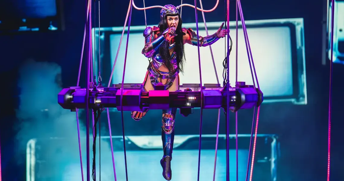 Katy Perry shares Claude Pro subscription screenshot with heart drawn on after Pentagon drops Anthropic