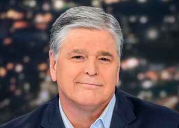 Sean Hannity Shares Key Late-Night Habit With Trump