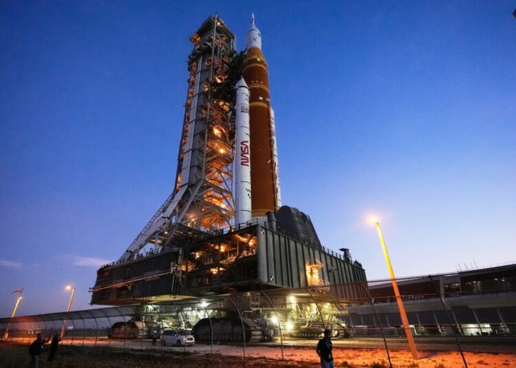 What’s happening with NASA’s plans to return to the moon