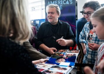 DOJ seeks to undo Bannon’s conviction for defying Jan. 6 subpoena