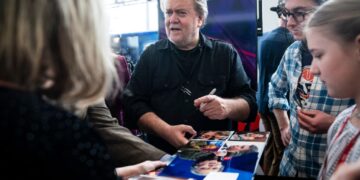 DOJ seeks to undo Bannon’s conviction for defying Jan. 6 subpoena