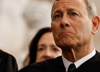 Roberts Scrambles to Gag SCOTUS Staff After Pro-Trump Ruling Leaks