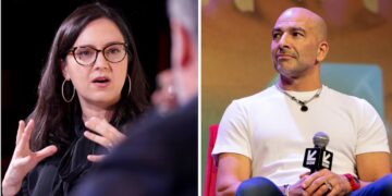 Trump-Kissing CBS News Boss Fights to Save Epstein Shame Star from ‘Mob’