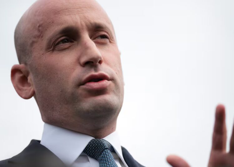 MAGA Senators Rush to Praise Stephen Miller After Republican Calls to Reign Him In