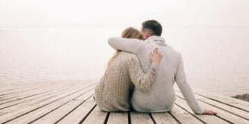 Dear Abby: I’ve been dating someone new for four months—but we’ve only kissed once