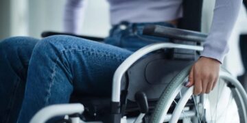 Dear Abby: I am disabled, but rude people push past me and nearly knock me down in public