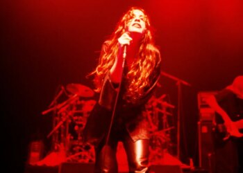 4 Iconic 90s Songs to Satisfy Your Inner Cigarette Mom