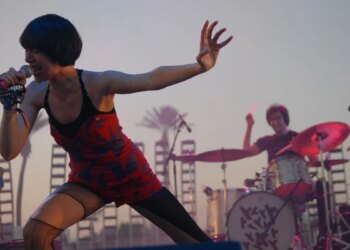 3 of the Best Indie Rock Album Closers From 20 Years Ago