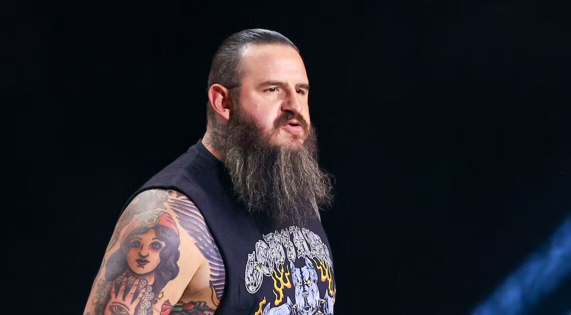 Wrestler Disappears From Show After ‘F*** ICE’ Chants Slam Trump