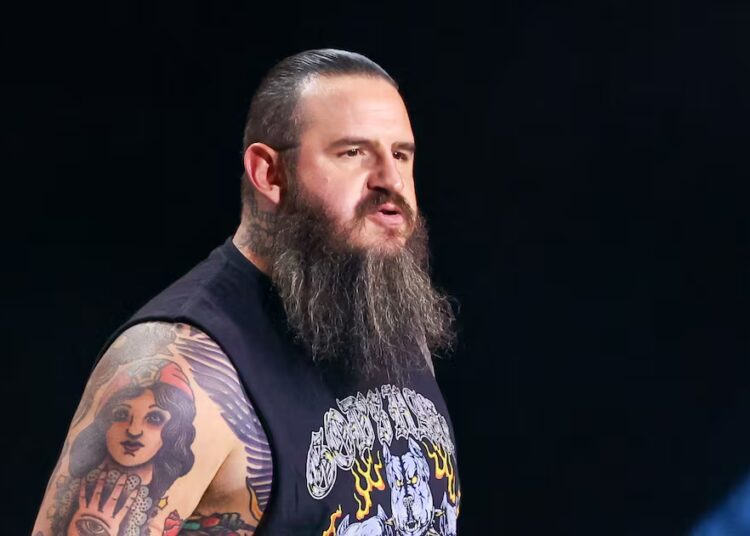 Wrestler Disappears From Show After ‘F*** ICE’ Chants Slam Trump