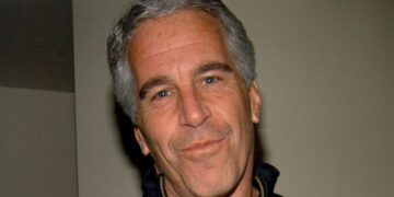 Elite Law Firm Boss Who Bent the Knee to Trump Sucked Up to ‘Amazing’ Epstein