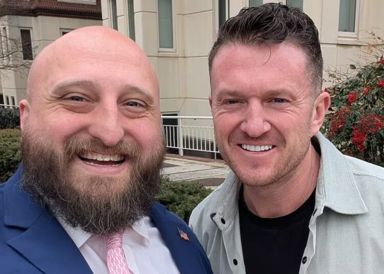 Trump Stooge ‘Honored’ to Meet With Convicted Far-Right Fraudster