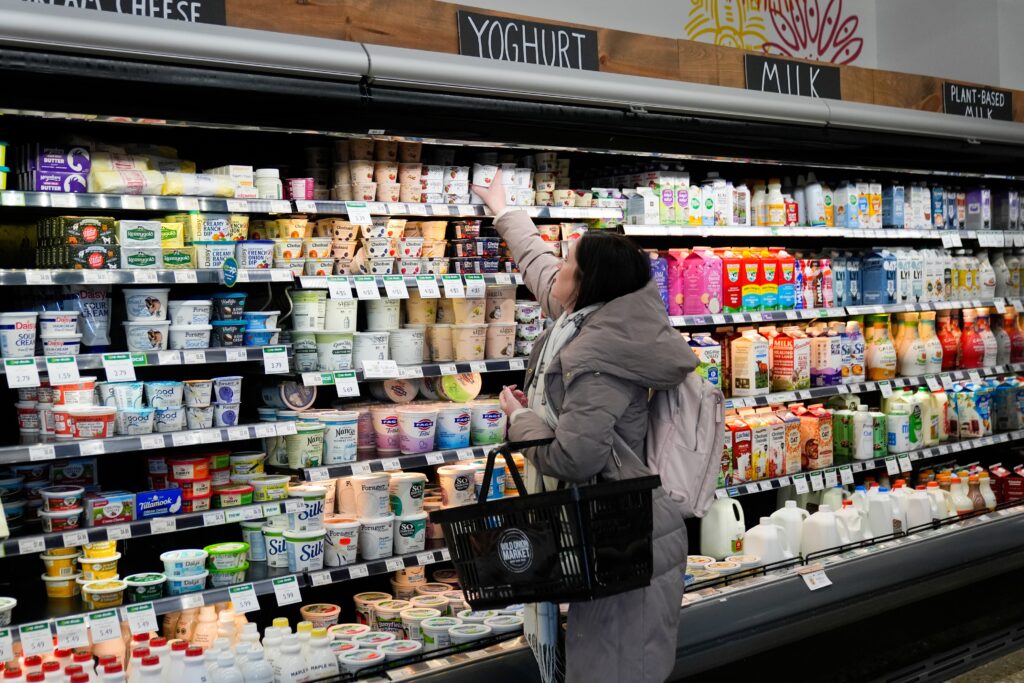 U.S. economic growth slowed sharply at the end of 2025, dragging down the year