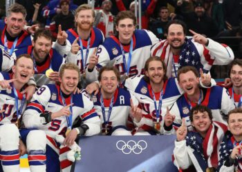 Gold Medal Hockey Star Defends Women’s Team After Trump’s Dismissive Joke