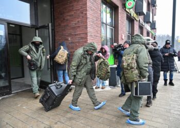 Top Russian general shot in Moscow as talks stall on Ukraine ceasefire