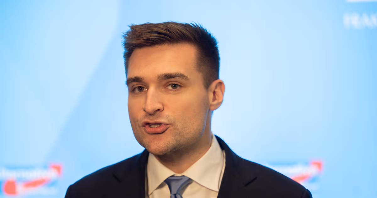 MAGA Goon Spends Day After His Own Wedding Raging at Anti-ICE Grammys