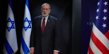 Tucker Carlson, Mike Huckabee debate Israel’s right to land in Middle East