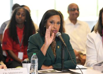 Bowser prepares D.C. Council for fiscal pain, tough policy trade-offs