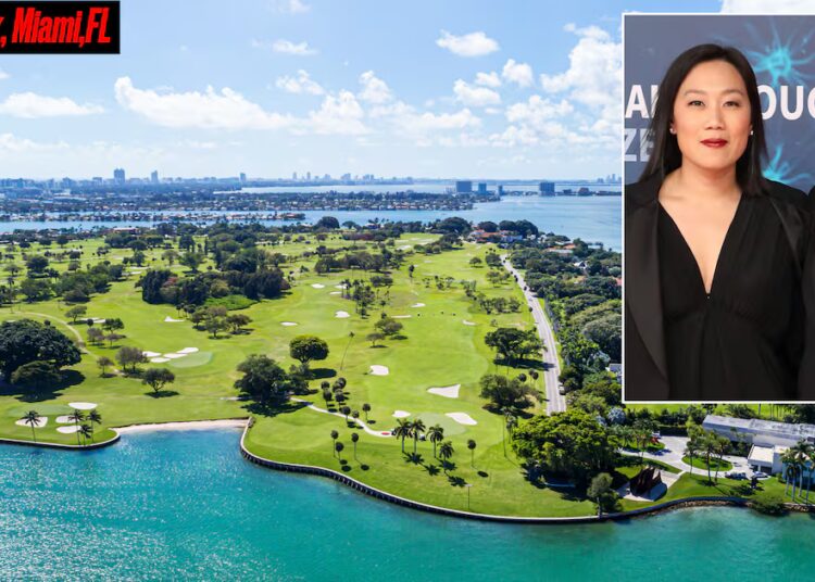 MAGA-Convert Mark Zuckerberg Buys Billionaire Island Mansion Near Ivanka Trump