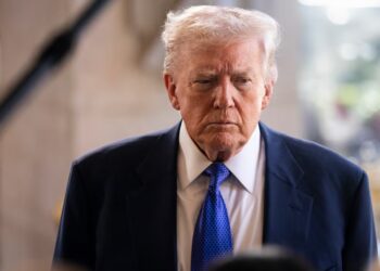 Desperate Trump Begs Voters to ‘Remember’ Him After Vile Obama Post