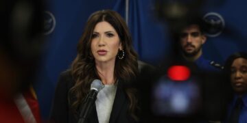 Federal officers in Minneapolis to start wearing body cams, DHS says