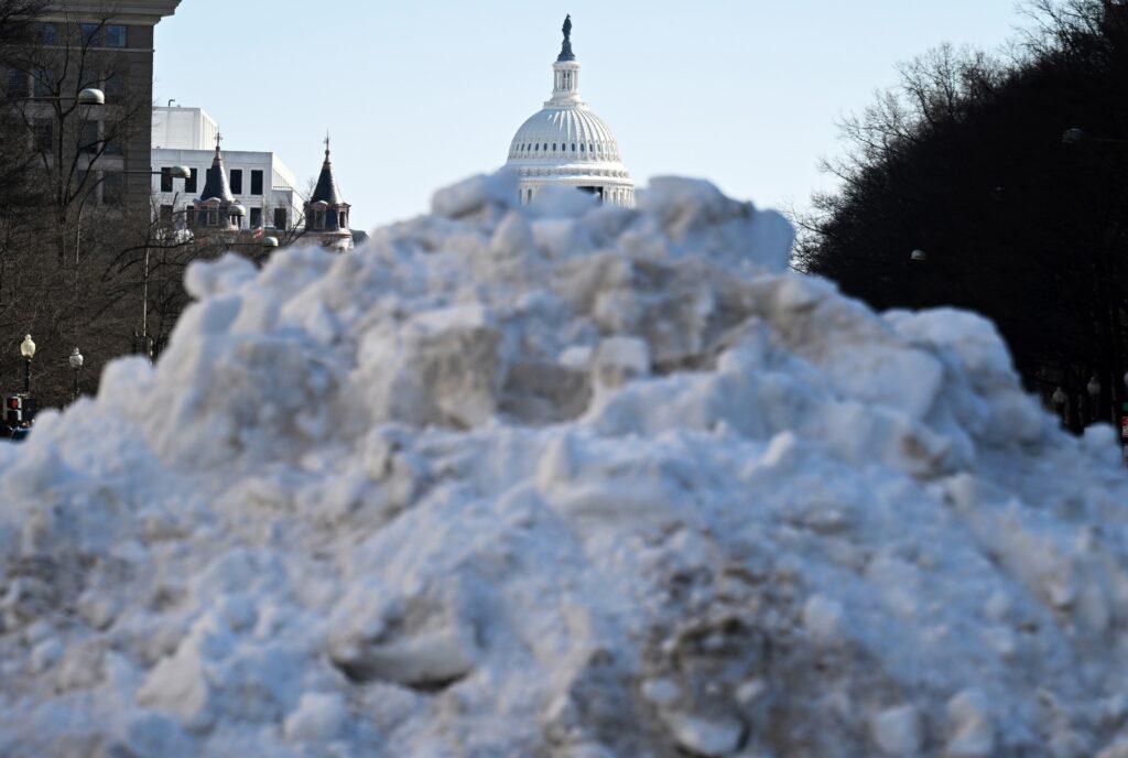 D.C.’s longest freezing streak since 1989 ends, but more bitter cold looms