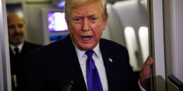 Trump refuses to apologize over video showing the Obamas as apes