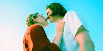 Gen Z Isn’t Having Sex. They’re Doing This Instead.