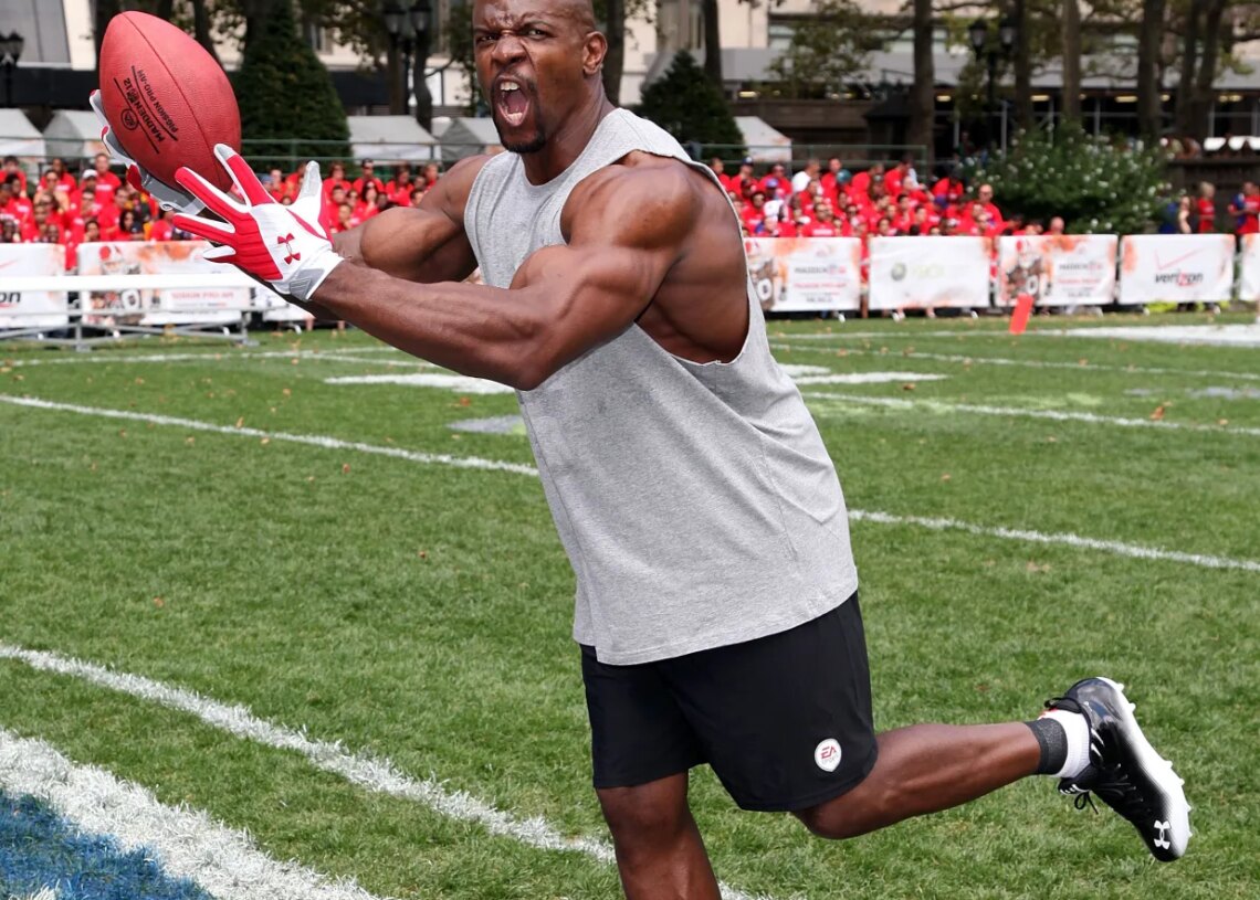 4 Comedic Actors Who Used to Be Pro Football Players