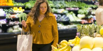 Grocery prices have surged 25% in Colorado since the pandemic with Kroger and Walmart sharing half the market. Enter Aldi