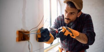 ‘If I was 18 now, there is no way I would go to university only to leave with huge debts and poor job prospects,’ says analyst. He’d be an electrician