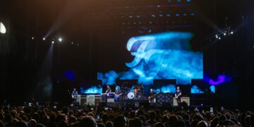 Foo Fighters Producer Elliot Scheiner Once Had a Car Delivered to the Studio so the Band Could Hear Their Mixes Better