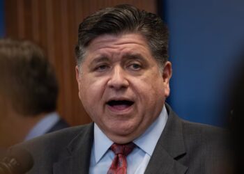 MAGA Turns on Itself Over Fat-Shaming Governor