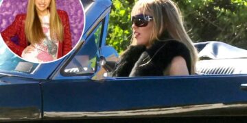 Miley Cyrus sports a blonde wig in a convertible Mustang ahead of Hannah Montana special