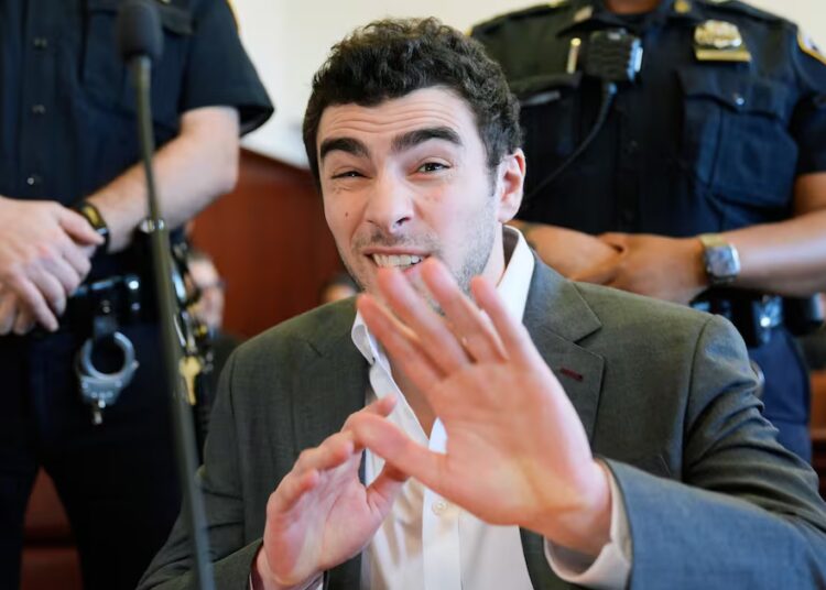 Luigi Mangione Throws Dramatic Tantrum in Court