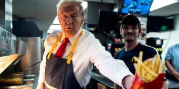 RFK Jr. Reveals Trump’s Paranoid Reason for Eating Junk Food