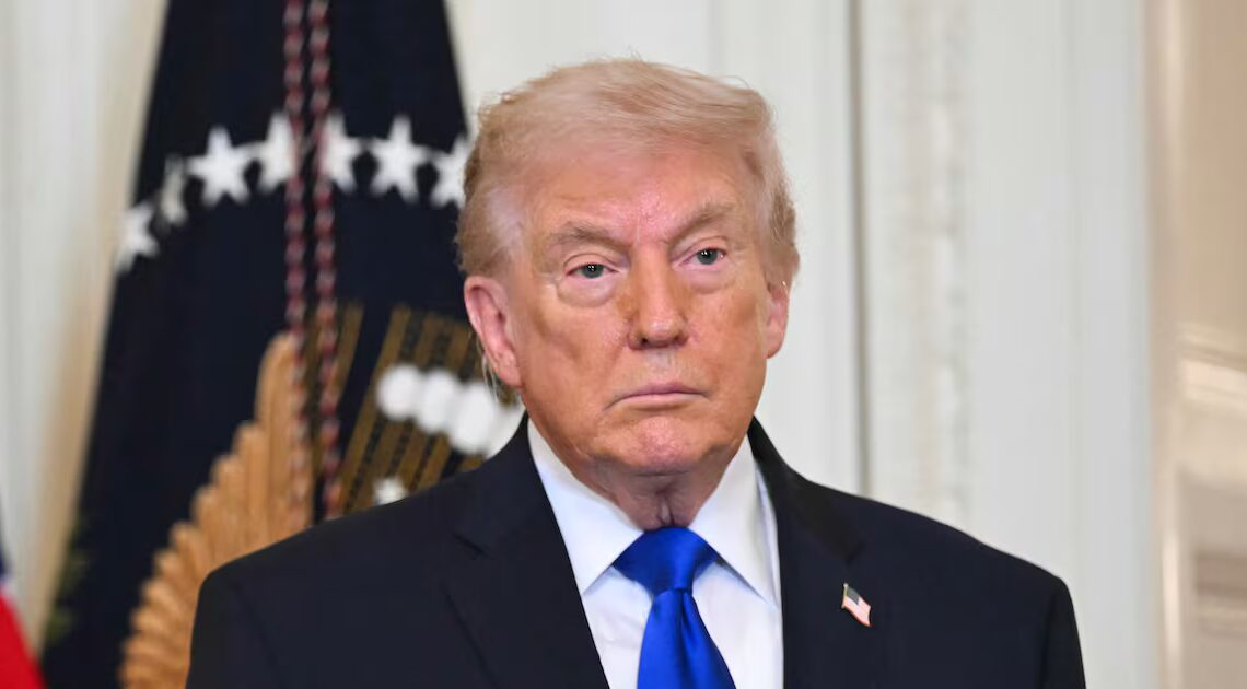 Senator Blasts ‘Mentally Incapacitated’ Trump for Iran War