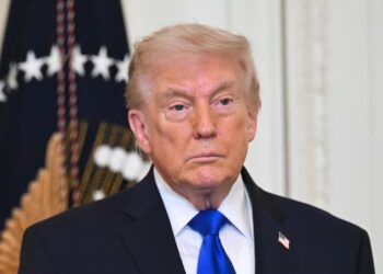 Senator Blasts ‘Mentally Incapacitated’ Trump for Iran War