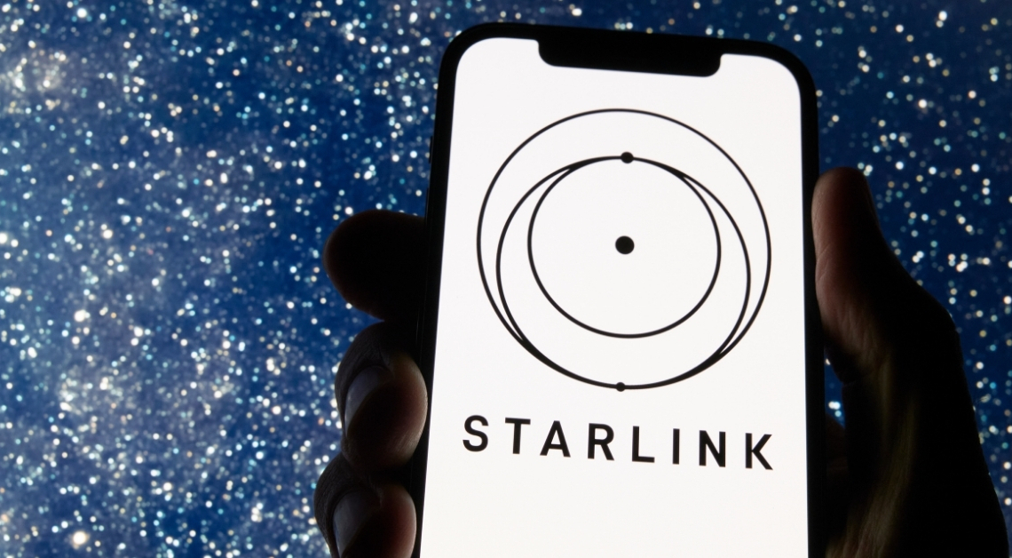 Is Starlink Really Making a Phone? Elon Musk Just Addressed the Rumors.