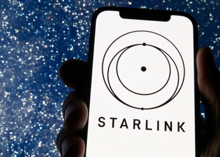 Is Starlink Really Making a Phone? Elon Musk Just Addressed the Rumors.