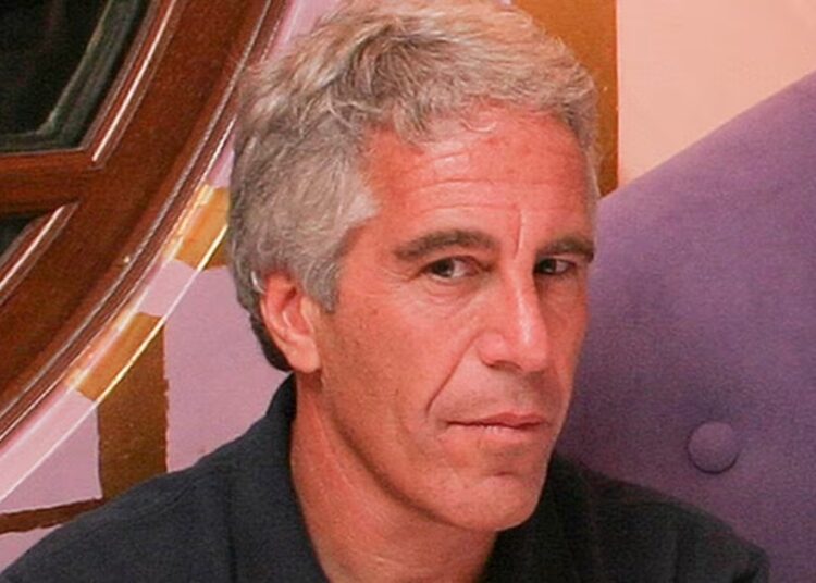 Trump Goons Miss Naked Photos in Scramble to Fix Epstein Files Fiasco