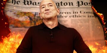 How Jeff Bezos Went from Washington Post Savior to Executioner | Analysis