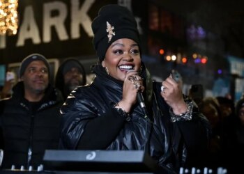 Jill Scott Admits She Had a ‘Terrible, Terrible’ Crush on This Rapper Back in the Day